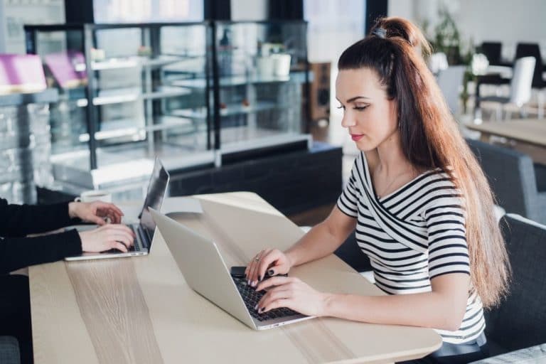 Pourquoi faire appel à un rédacteur web freelance ?