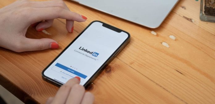 Abonnements à LinkedIn Premium : prix et avantages