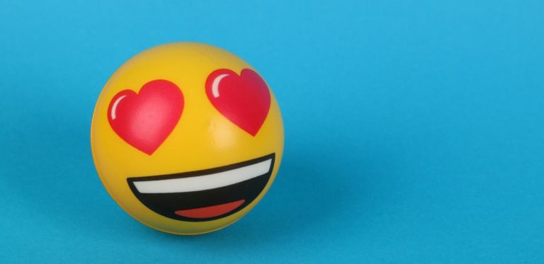 Comment utiliser des emojis sur Twitter ?