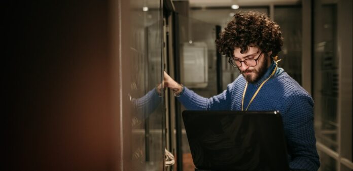 Quel est le rôle du cache Google concernant votre site web ?