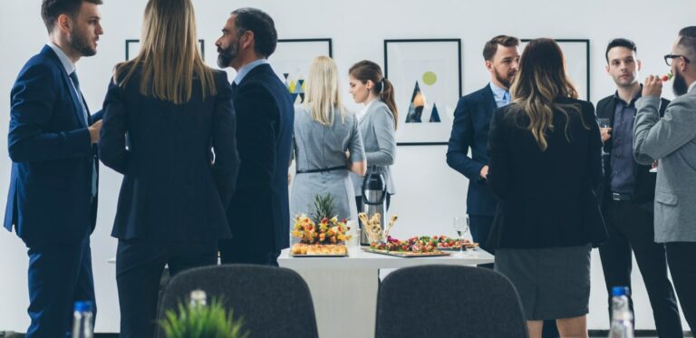 Comment utiliser LinkedIn Events pour les évènements de votre entreprise ?